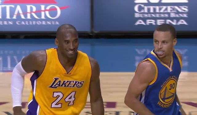 カリーが1分間にスリー3本+ワンスロー、ウォリアーズがレイカーズを